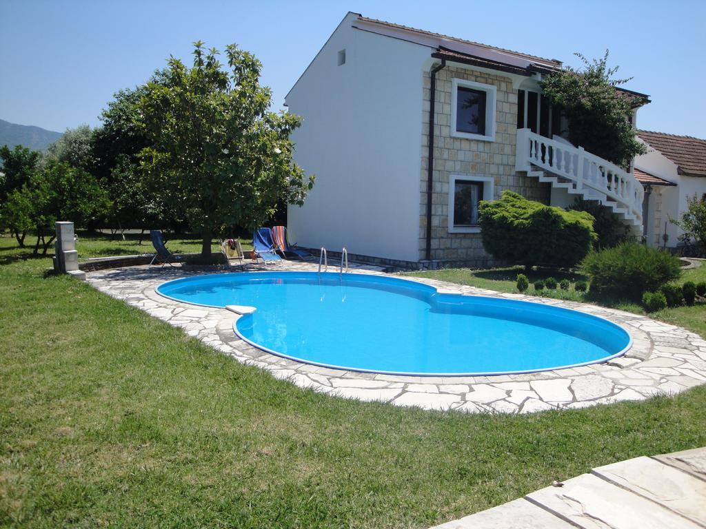 Leisure House Jovovic Villa Bar Room photo